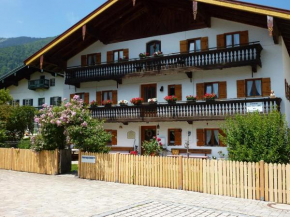 Отель Landpension im Alten Knoglerhof  Шлехинг